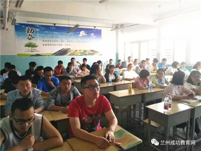 你还在犹豫要不要复读，我都已经启动复读模式了！