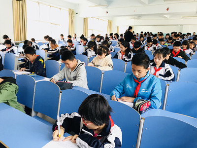 兰州成功小学期中考试进行时！一起看看孩子们的应考状态吧