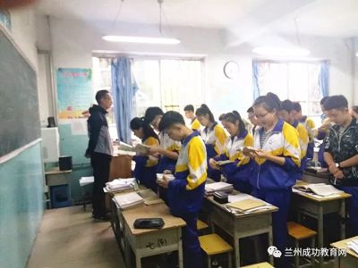 成功学子全力以赴备战中考！