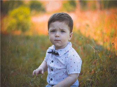 孩子有这4种特点，暗示智商高，家长却误以为是“坏毛病”！