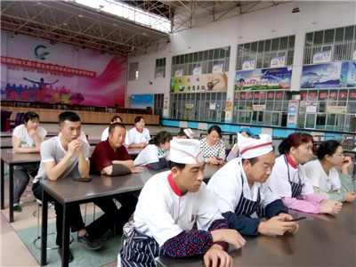 河西成功学校食堂周例会
