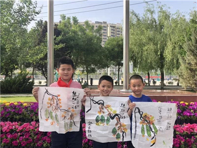 我们都是小画家