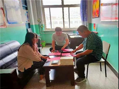 河西成功学校党支部开展优秀党员评选活动