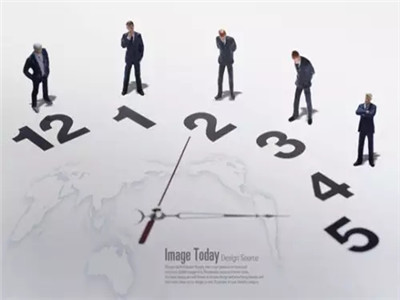 不要在你拿工资的地方玩手机，请看上5遍！ ​