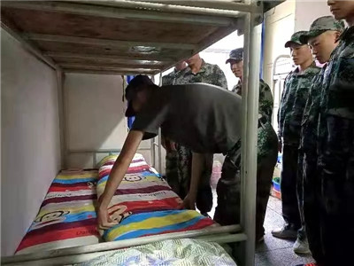 涨姿势，带你解锁叠被子技能！
