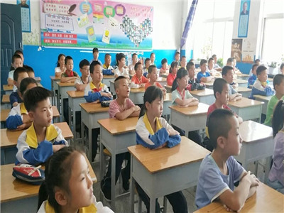 “五星红旗，我为你自豪”——《开学第一课》，你怎么看？