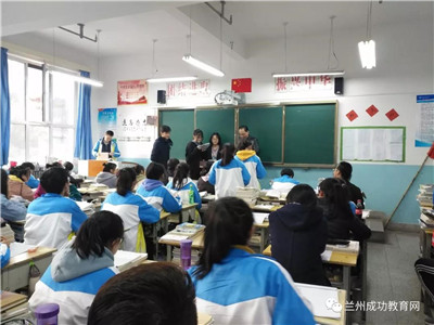 学子归巢 助力高考——成功2019届学子回校为学弟学妹传经送宝