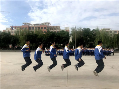 你跳起来真好看！——河西成功学校小学部举行跳绳比赛
